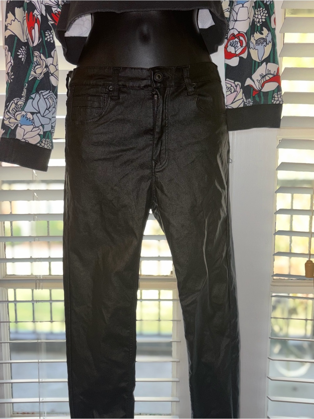 Women’s Black Coated Jeans - Slim Fit